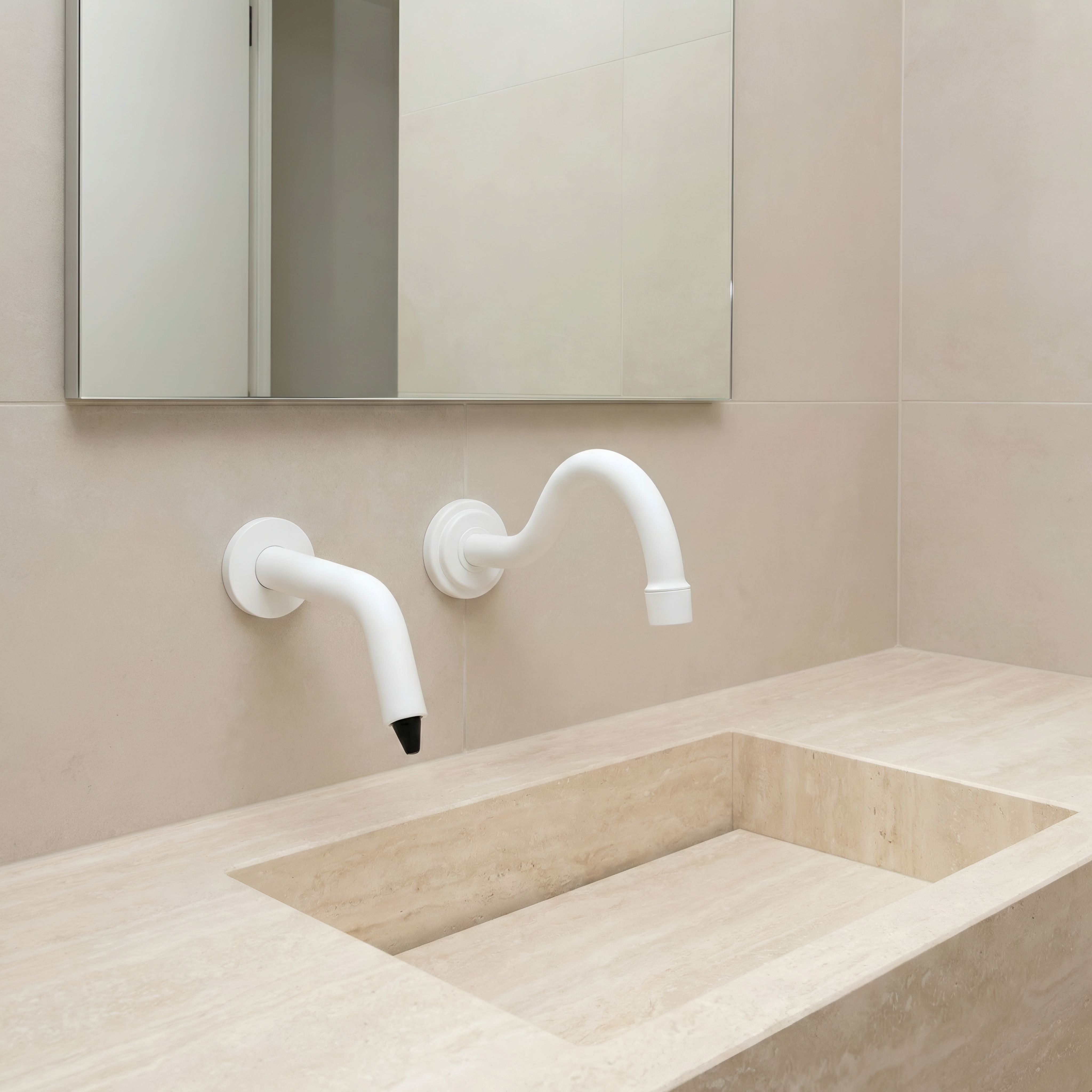 Fontana SmartRinse Matte White Touchless Faucet With Dispenser