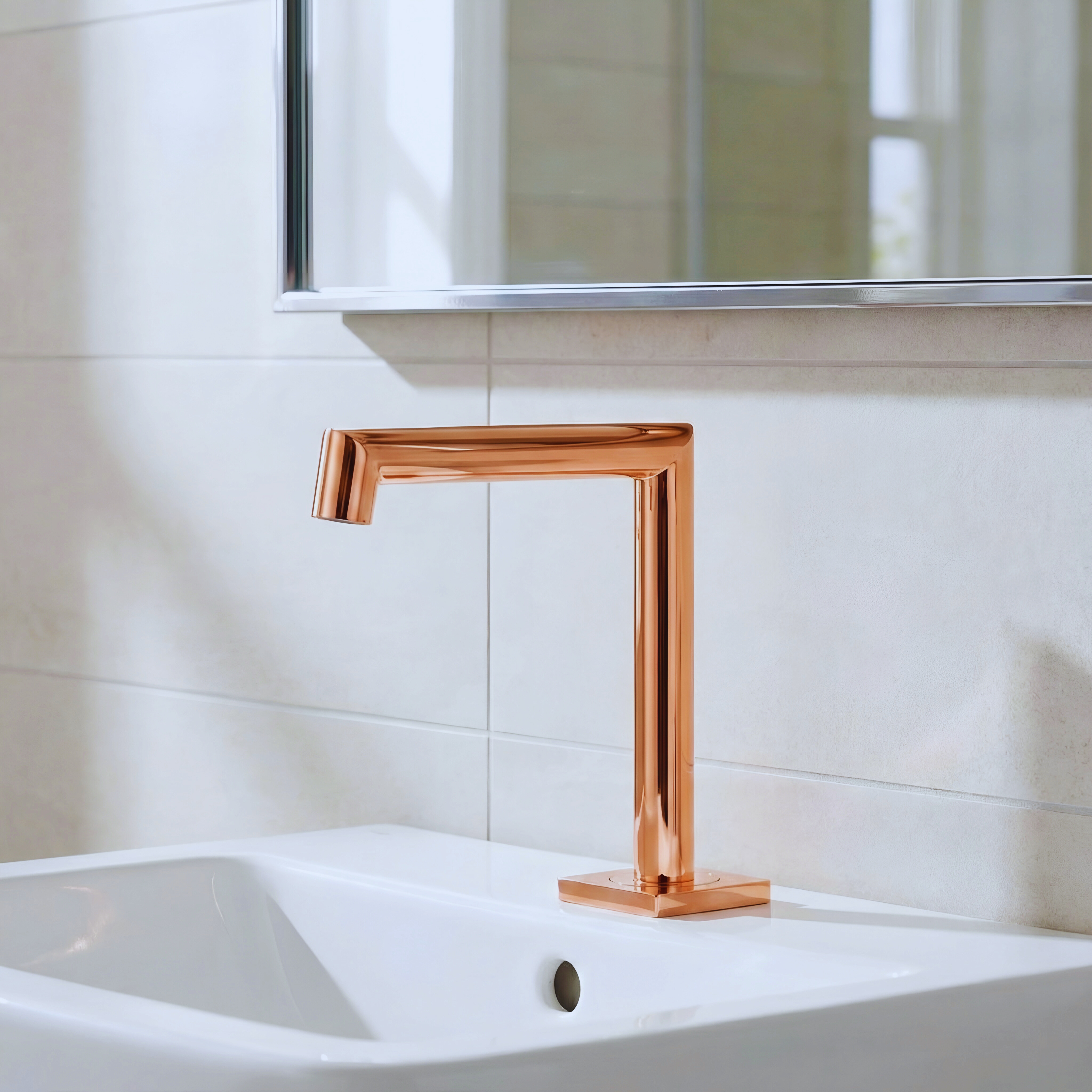 Fontana FlowSense Edition Rose Gold Hot and Cold Touchless Bathroom Faucet