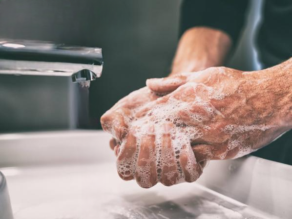 Automatic hand soap dispenser operation